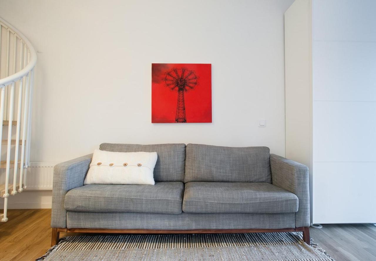 Townhouse On Arlanda Stockholm Metro Line - Easy Checkin Villa Солентюна Екстериор снимка