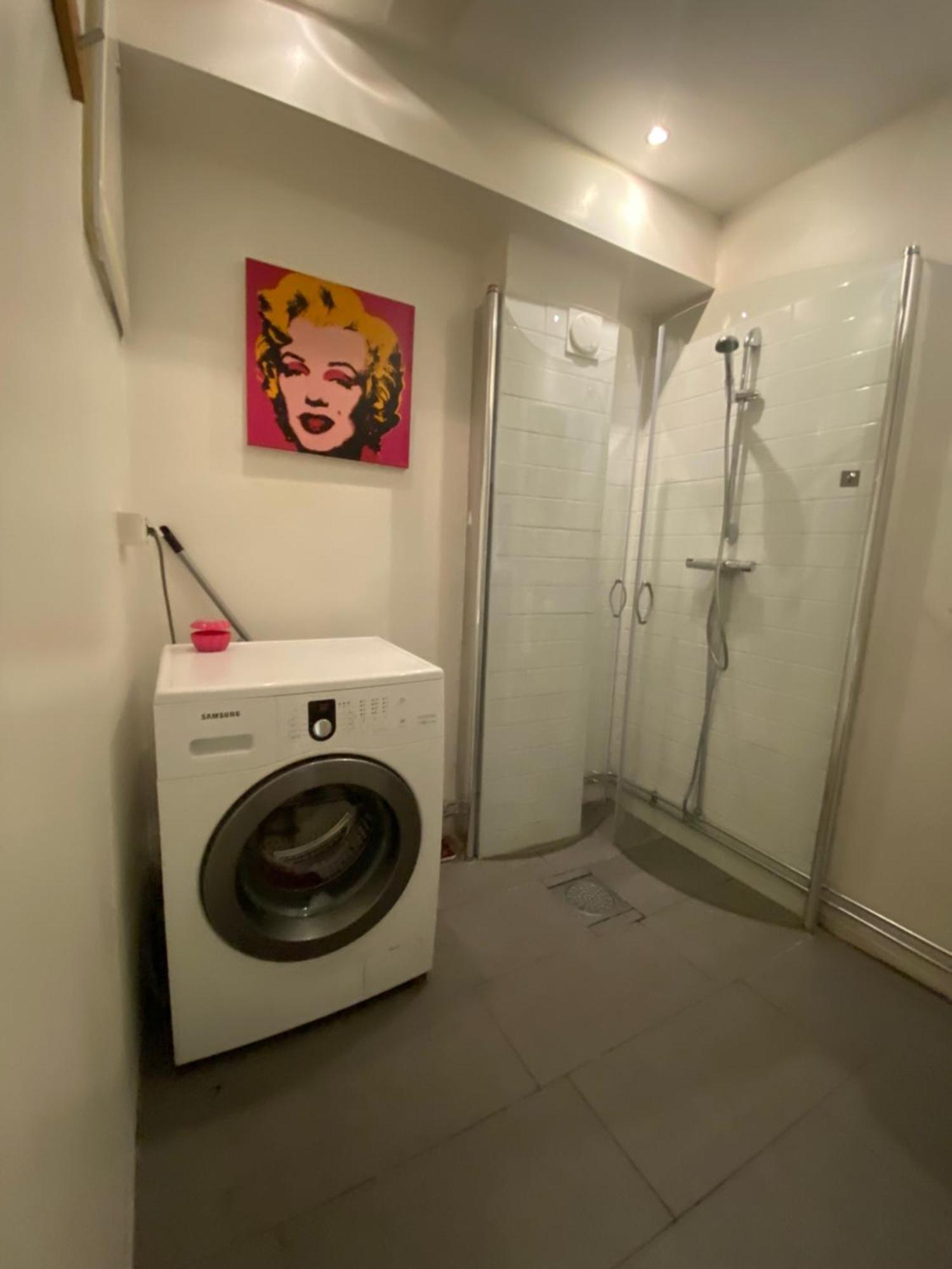Townhouse On Arlanda Stockholm Metro Line - Easy Checkin Villa Солентюна Екстериор снимка